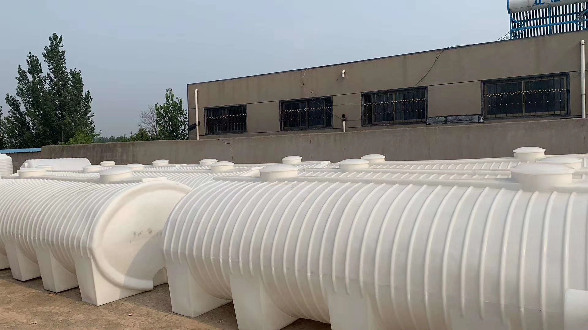 塑料儲(chǔ)罐的安裝